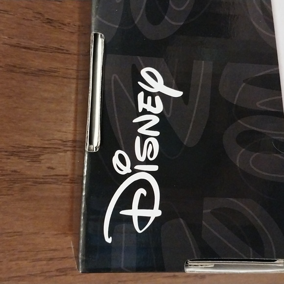 DISNEY STITCH DECORATIVE WALL CLOCK size 10"X10" - Picture 4 of 8